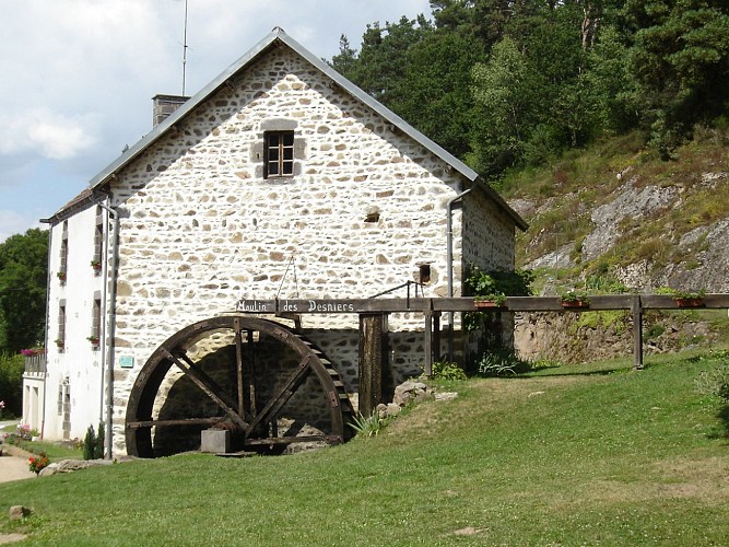Moulin des Desniers à Charbonnières-les-Vieilles