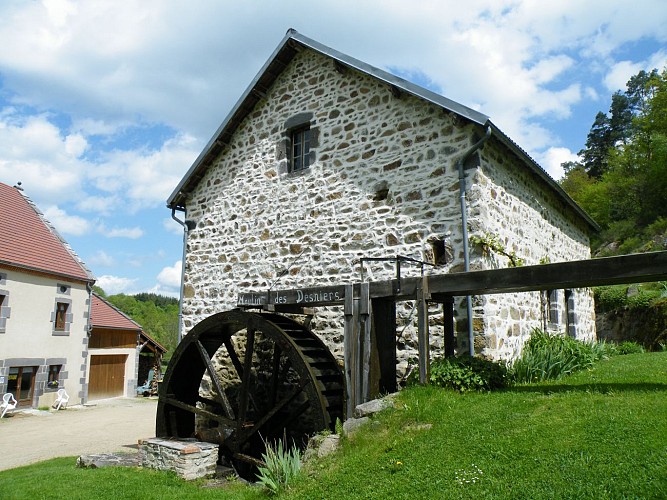 Moulin des Desniers à Charbonnières-les-Vieilles