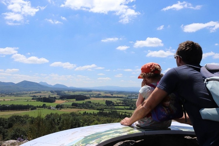 La Roche de Sauterre - Les balades de Léa et Tino