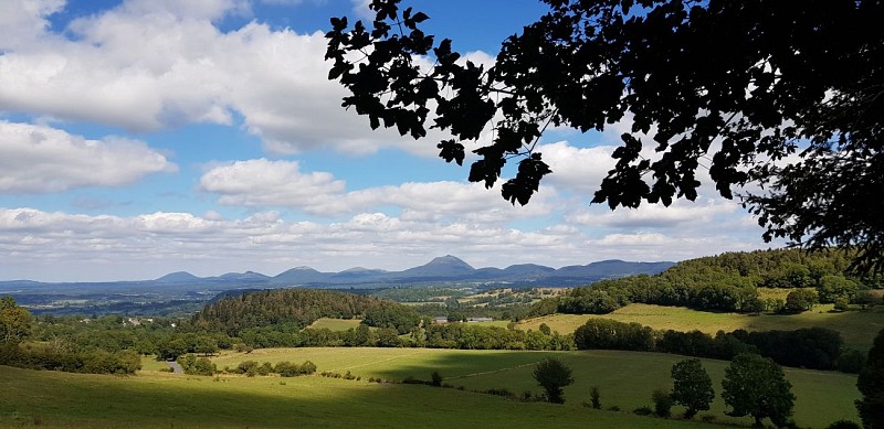 Vue sur la chaîne des puys