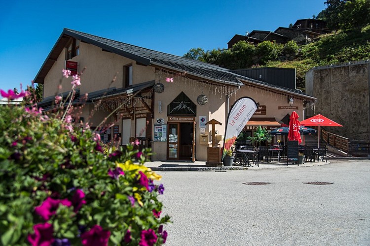 Valmeinier walk through the hamlets