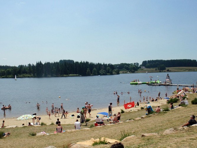 Baignade dans les lacs de montagne