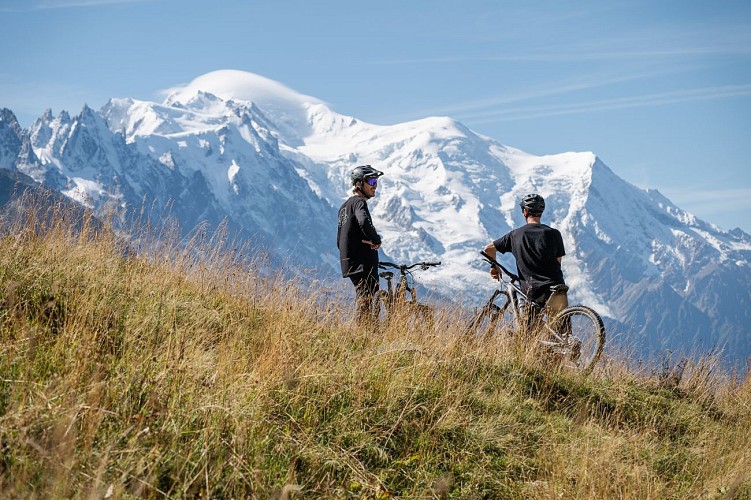 MTB trail - T : E-Bike MB France-Italy from Chamonix