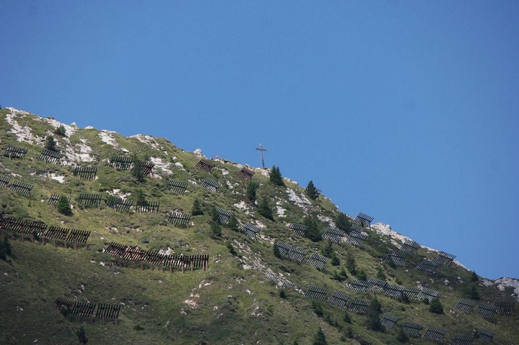 Croix du sommet de la Dent du Villard