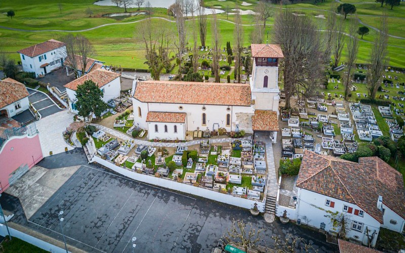 VUE AERIENNE EGLISE crédit photo- LA SCEP 1440x900