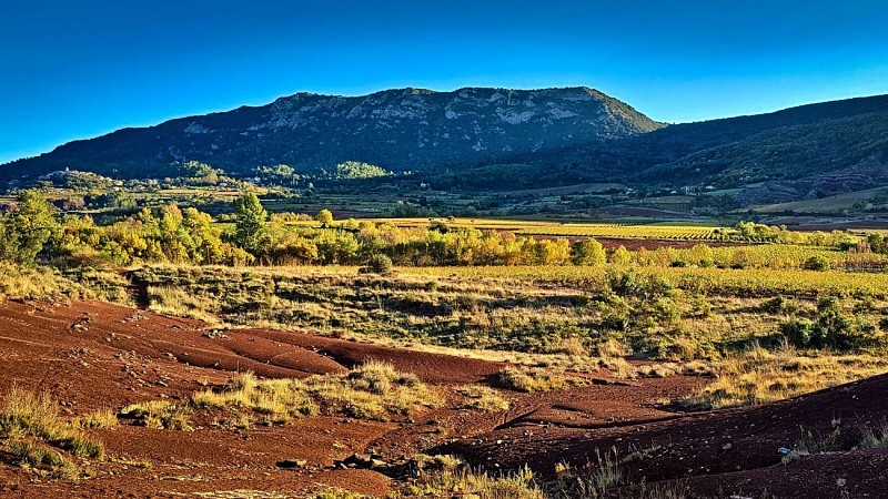 TRAIL DU TOUR DU LAC DU SALAGOU - GR® DE PAYS ENTRE 2 LACS AVÈNE – SALAGOU