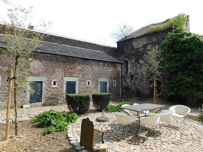 Lixhe, vieille ferme ©SRAHV Musée Régional de Visé