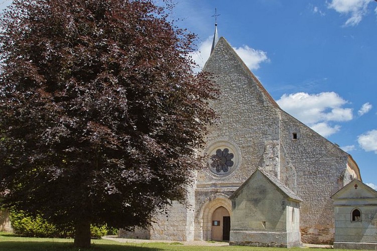 L'église Saint-Etienne à Dorceau