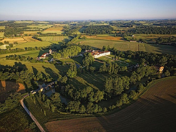 Vue aérienne du site de l'abbaye de Flaran