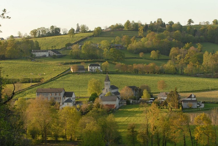 Circuit patrimoine du piémont ossalois à Lys en Vallée d'Ossau
