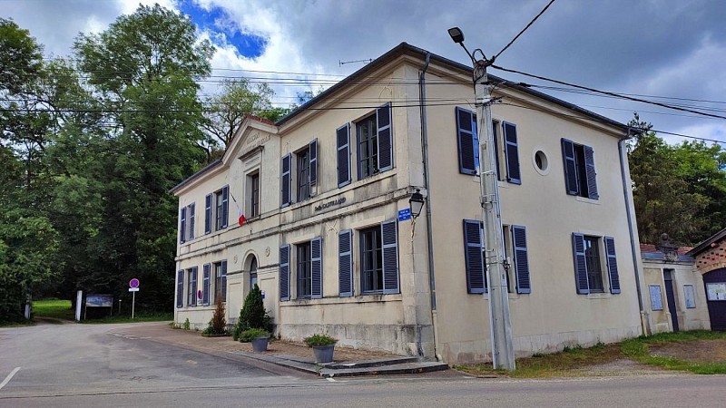 Ancienne mairie - écoles de Woinville