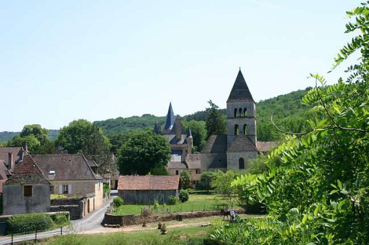 Boucle du Tour de Saint Léon. Plus beaux villages de France