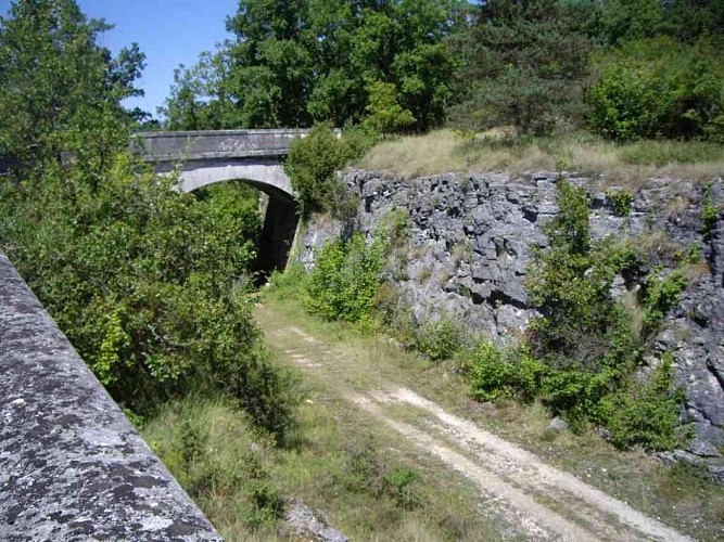 tunnel chemin de fer