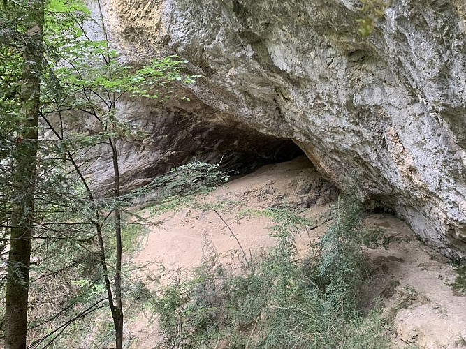 La grotte du Lordon