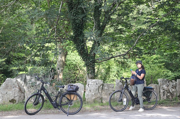 Ascain la VéloRhune au niveau de la ferme Haranederrea 