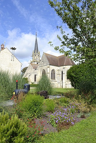 Verdure et ancienne ligne de chemin de fer