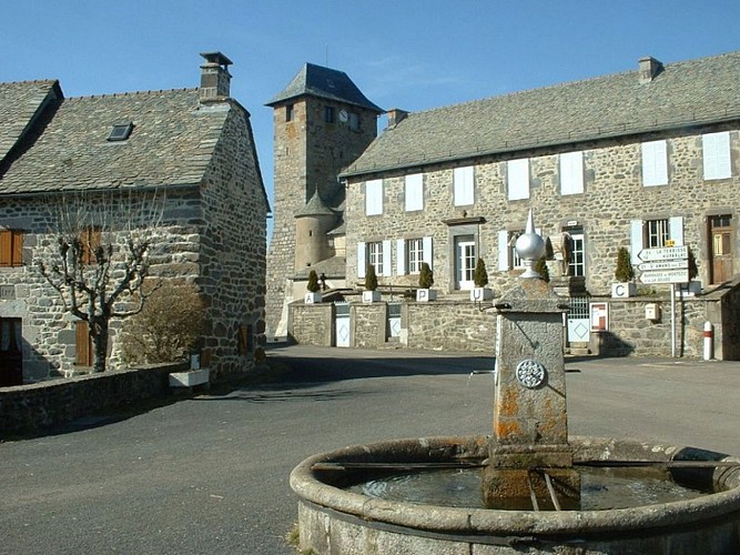 Le village typique d'Alpuech