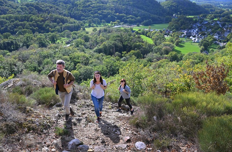 PR 15 : Le rocher d'Agayrou