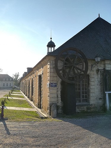 batiment à clocheton