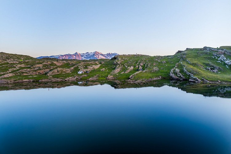 The Emparis plateau and its lakes - Lac Noir and Lac Lérié_La Grave