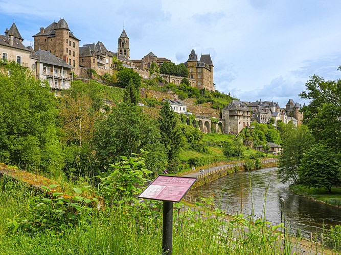 Corrèze Tourisme_GR46_Uzerche (5)_© David Genestal_juin 2024