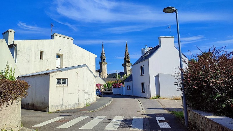 Les deux clochers - Rue de Kerlouan