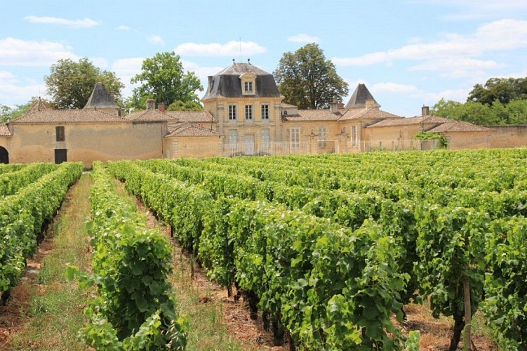 chateau-de-armajan-façade