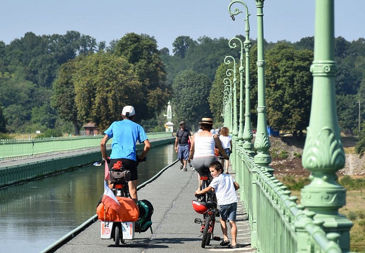 Briare - Pont canal Loire à vélo - 23 juillet 2018- OT Terres de Loire et Canaux - IRémy (25)