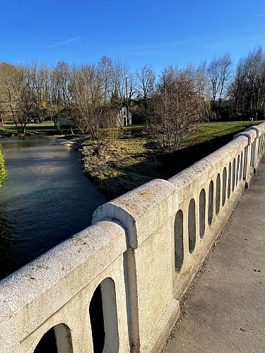 Vue du pont sur la Chée