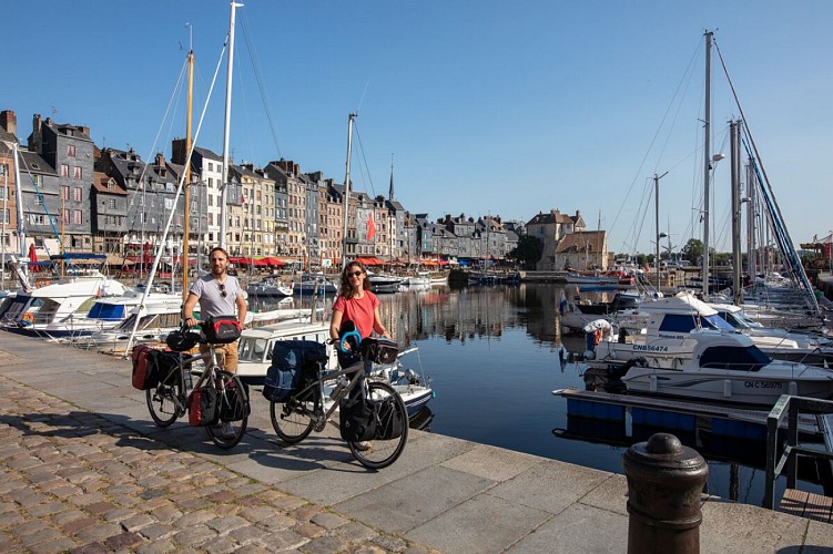 Velo_a_Honfleur-David_Darrault___La_Seine_a_velo_2019-6107-1200px