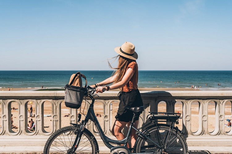 Velo_a_la_plage-Max_Coquard___BestJobers-10323-1200px