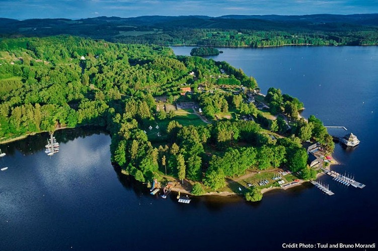 Alligny en Morvan - Lac des Settons - Ménessaire