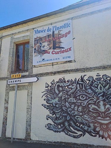 Musée de l'Inzolite, à Lignerolles