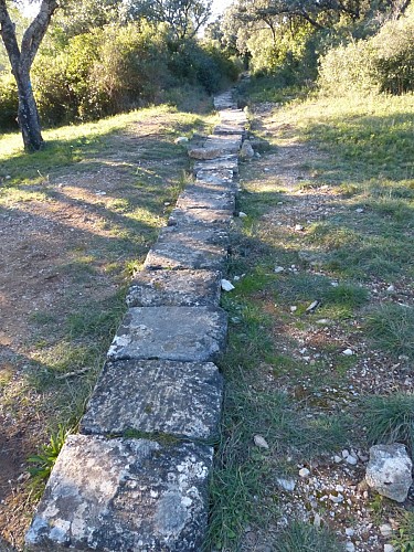 RANDONNEE DE L'AQUEDUC DE CASTRIES