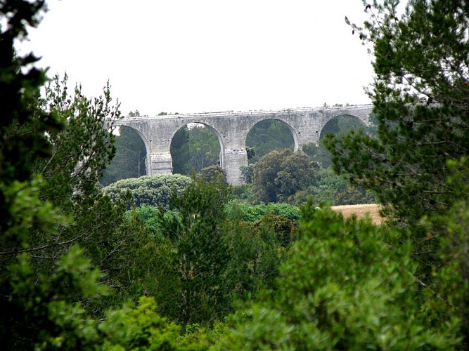 RANDONNEE DE L'AQUEDUC DE CASTRIES