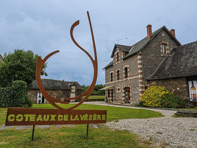 Corrèze Tourisme_GR46_Coteaux de la Vézère_© David Genestal_juin 2024