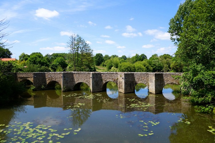 Pont roman, Gourgé, © CCPG