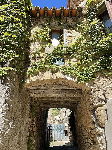 10 / Mailhac : 6000 ans d'Histoire dans les pas d'Odette et Jean Tafanel long