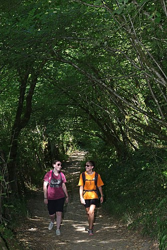 ASCA_Randonnée-Gorge d'Enfer_Les Eyzies_Août22©Agence Urope (32) (1)