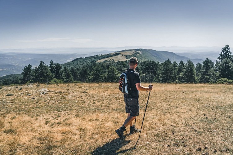 L13 Rando : Le Mourre Nègre, depuis le Sud Luberon