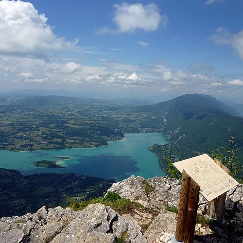 Au sommet du Mont Grêle