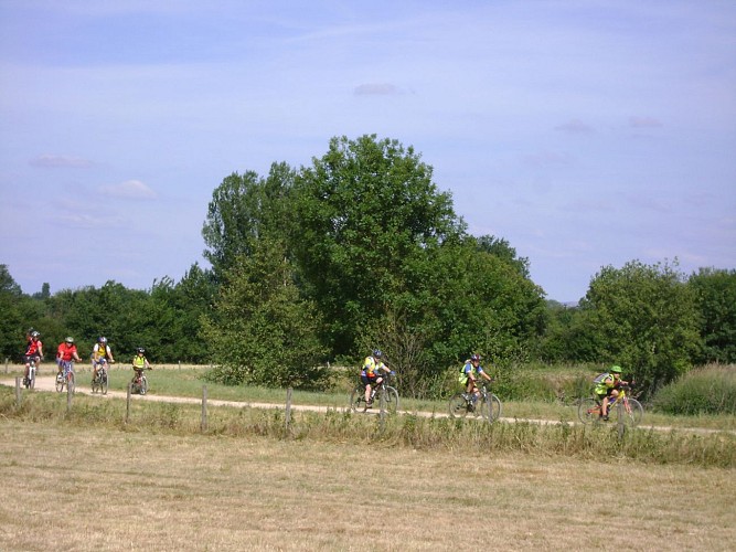 Circuit VTT-VTC n°3 (bleu) - Entre lacs et forêts