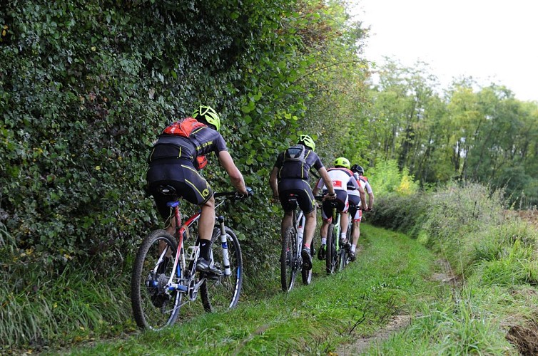 Circuit VTT-VTC n°3 (bleu) - Entre lacs et forêts