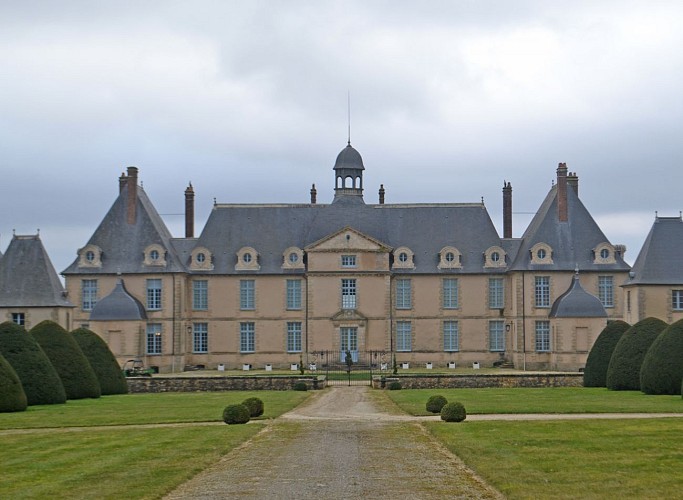 Menou Chateau