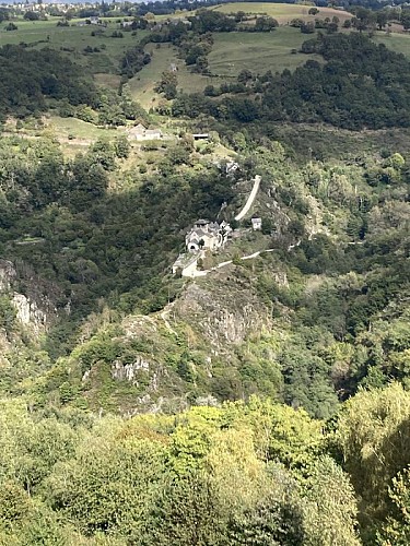 Plongée sur Bes-Bédène