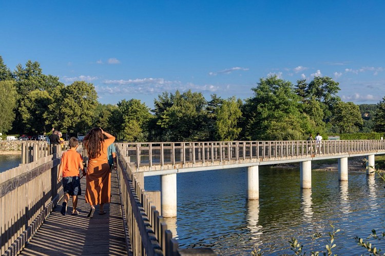 Sentier du Puech des Ouilhes_Lacapelle-Viescamp