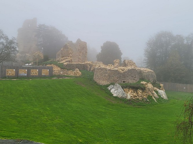 Saint-Aubin-du-Cormier : cicuit la Roche Piquée