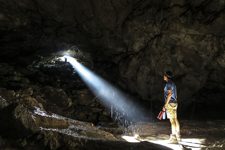 La grotte Saint-Vincent_Le Castellard-Melan