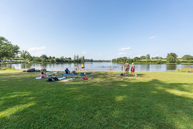 Etang baignade La Nocle Maulaix