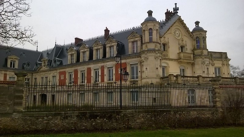 Château du Prieuré - Musée de la Batellerie